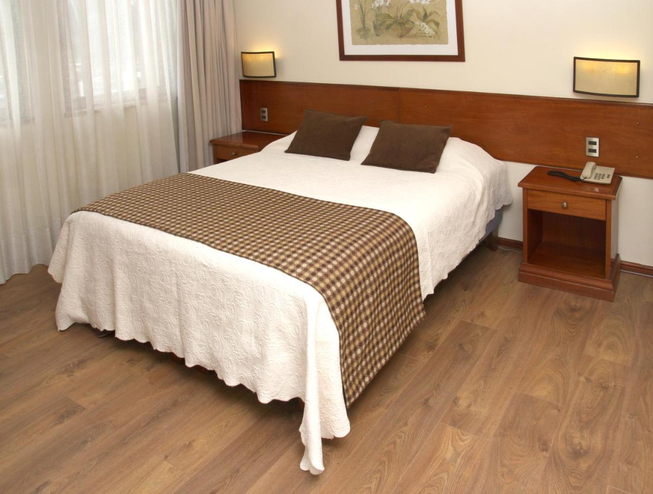 Tur Hotel Сантьяго Екстер'єр фото