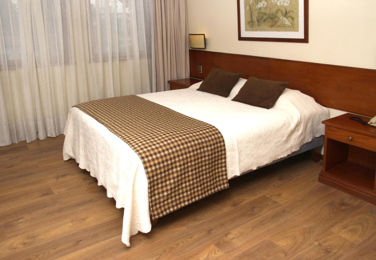Tur Hotel Сантьяго Екстер'єр фото